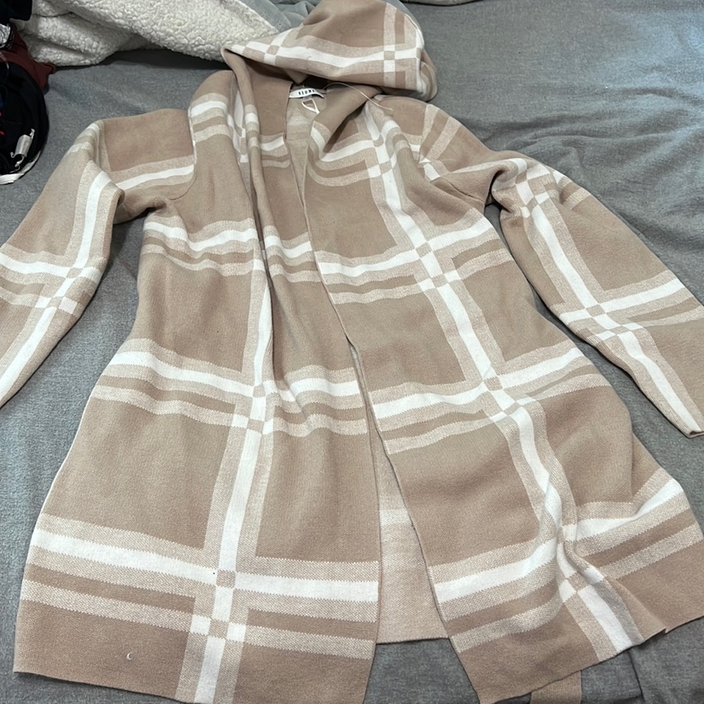Sioni cardagain/sweater